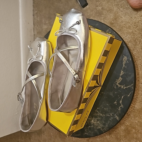 Circus NY By Sam Edelman Zuri Balerina Flat In Metalic Silver - Picture 2 of 15